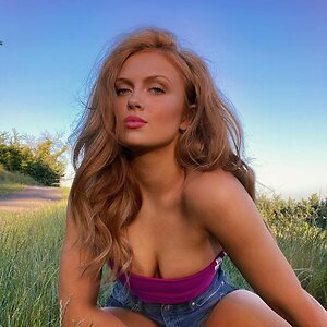 Maisie Smith leaked photo #57