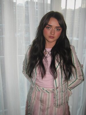 Maisie Williams leaked photo #51