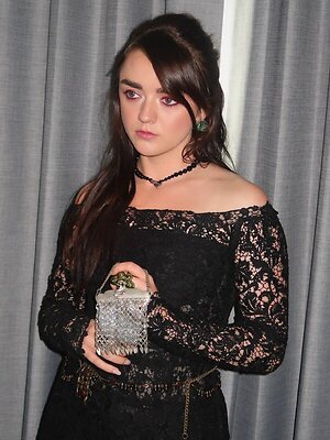 Maisie Williams leaked photo #58