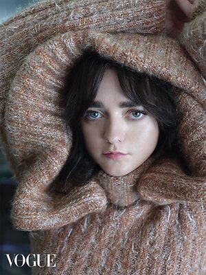 Maisie Williams leaked photo #81
