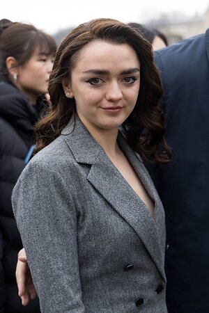 Maisie Williams leaked photo #170