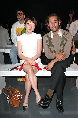 Maisie Williams leaked photo #203
