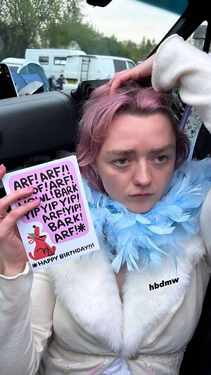 Maisie Williams leaked photo #259