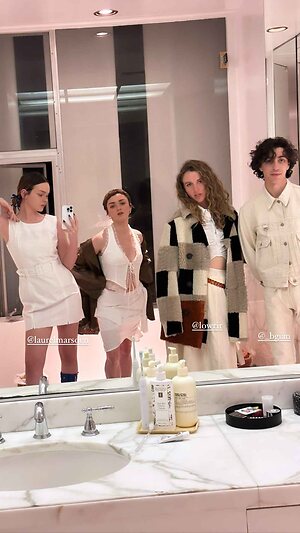 Maisie Williams leaked photo #296