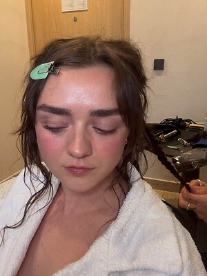 Maisie Williams leaked photo #308