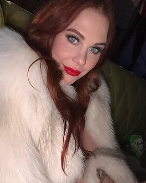 Maitland Ward cleavage leaked photo #65