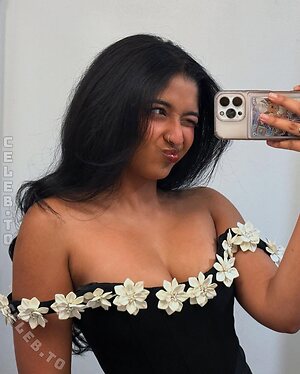 Maitreyi Ramakrishnan photo