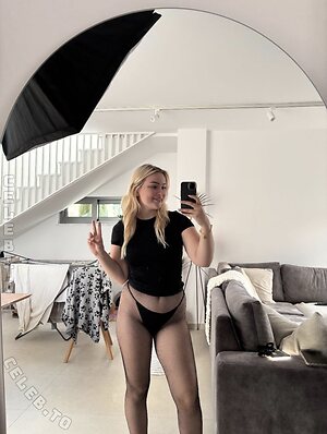 Maja Holf Nude Leaked Photo #5