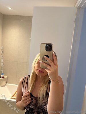 Maja Holf Nude Leaked Photo #15