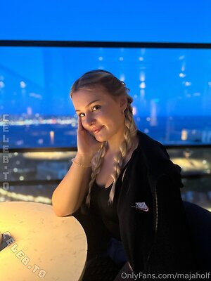 Maja Holf Nude Leaked Photo #47