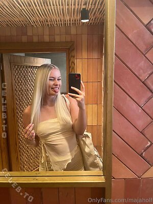 Maja Holf Nude Leaked Photo #59