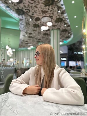 Maja Holf Nude Leaked Photo #108