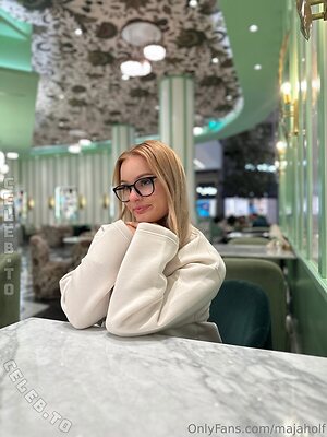 Maja Holf Nude Leaked Photo #111