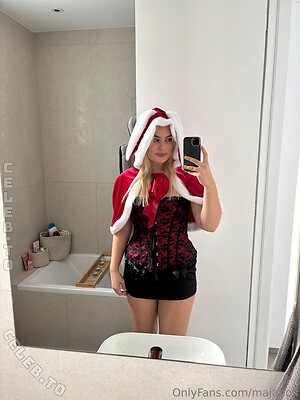 Maja Holf Nude Leaked Photo #115