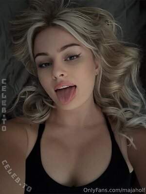 Maja Holf Nude Leaked Photo #184