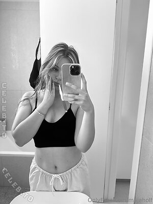 Maja Holf Nude Leaked Photo #189