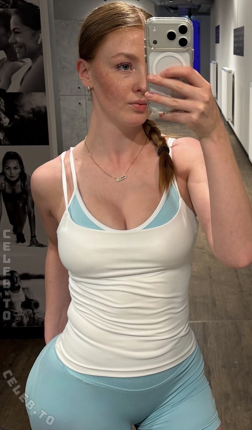 Maja Zoe photo