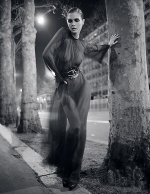 Malgosia Bela leaked photo #26