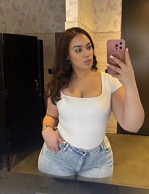 @Maliiixo leaked photo #3