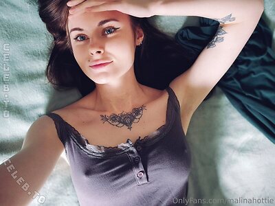 malinahottie Nude Leaked Photo #56