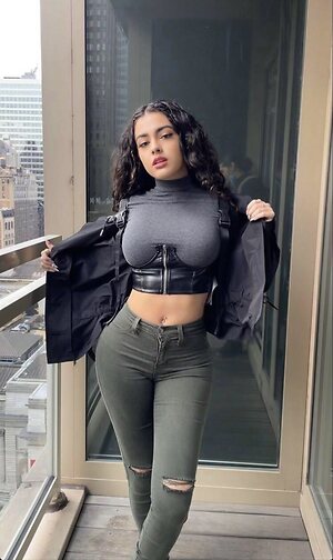 Malu Trevejo leaked photo #213
