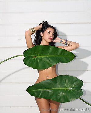 Malu Trevejo leaked photo #313