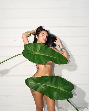 Malu Trevejo leaked photo #314