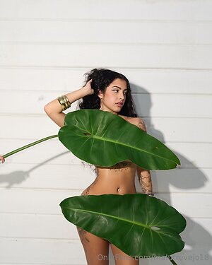 Malu Trevejo leaked photo #315