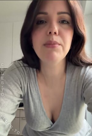 Malwanne Nude Leaked Photo #8