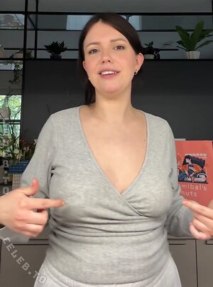 Malwanne Nude Leaked Photo #9