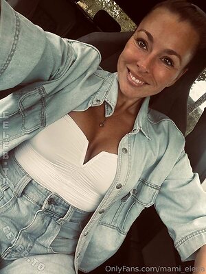 Mami Elena Nude Leaked Photo #24