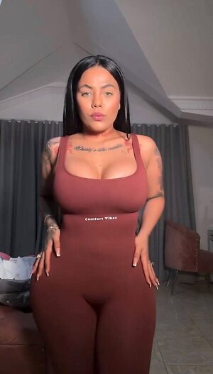mamikimreal leaked photo #2