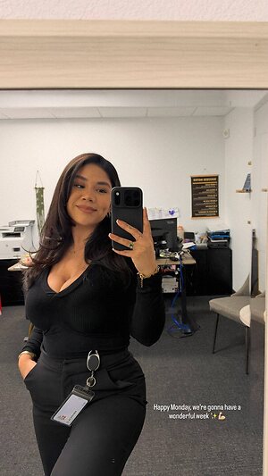 mandaamariahh_ leaked photo #11