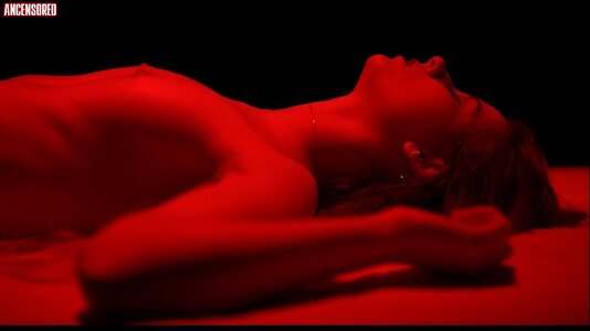 Manon Delauvaux leaked photo #2