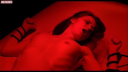 Manon Delauvaux leaked photo #5