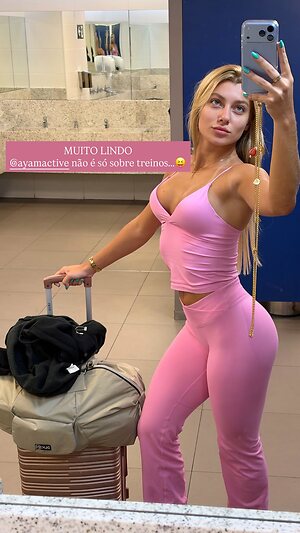 Manuela Vagueiro leaked photo #13