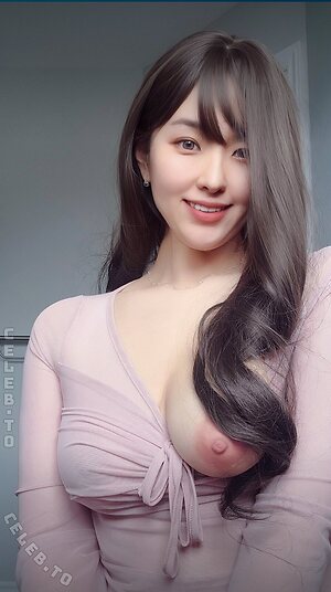 Maple.Oh Nude Leaked Photo #4