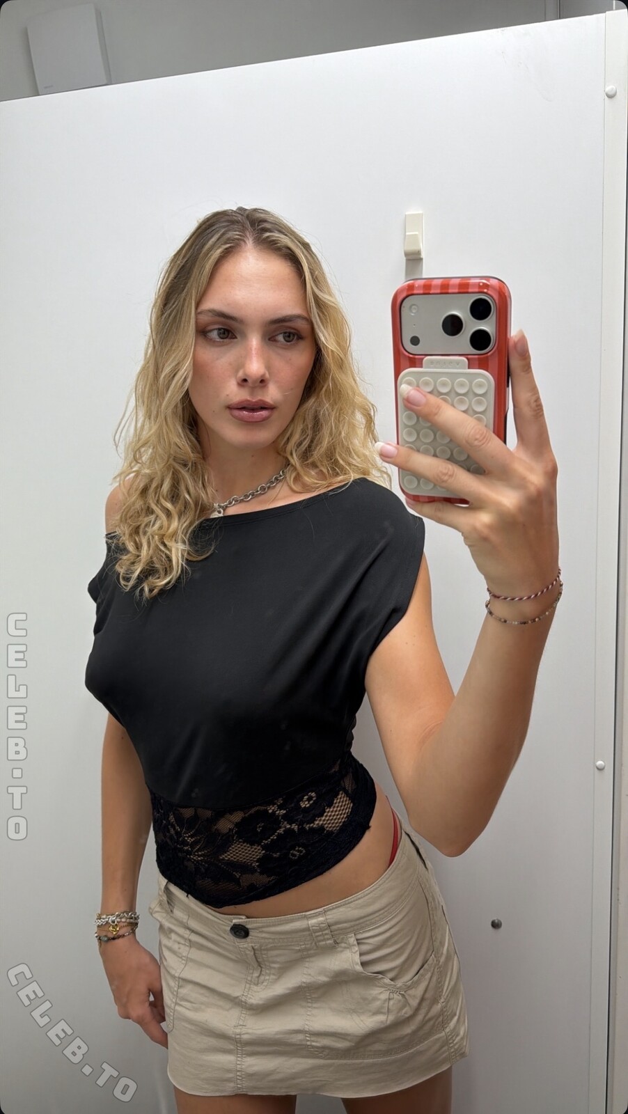 Mara Hülbach photo