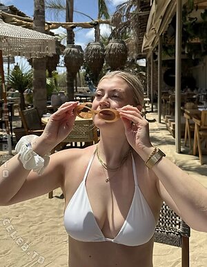 Mara Mones Nude Leaked Photo #4