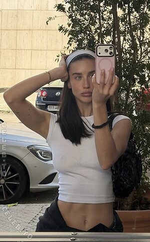 María Pedraza Nude Leaked Photo #2