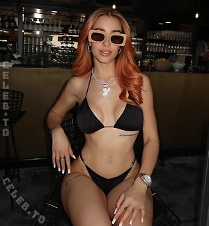 Mara Saro Nude Leaked Photo #8