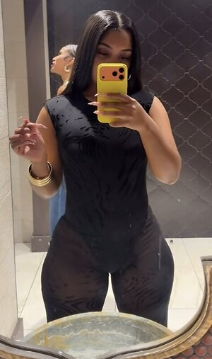 Maraye Alexander leaked photo #3