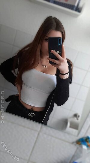 Marcia Suchy Nude Leaked Photo #8