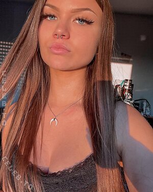 Marcia Suchy Nude Leaked Photo #31