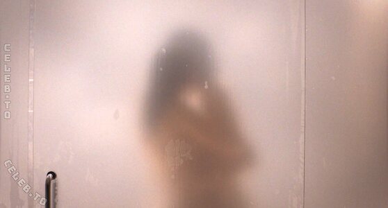 Margaret Qualley Nude Leaked Photo #6