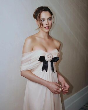 Margaret Qualley leaked photo #194