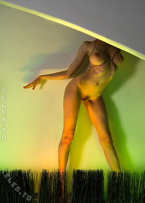 Margo Amp Nude Leaked Photo #177