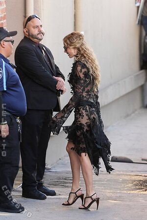 Margot Robbie Nude Leaked Photo #23