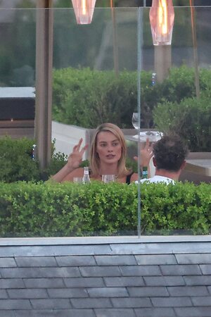 Margot Robbie leaked photo #209