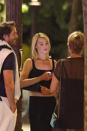 Margot Robbie leaked photo #211